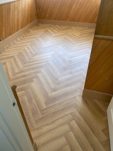 V系列-浮雕橡木