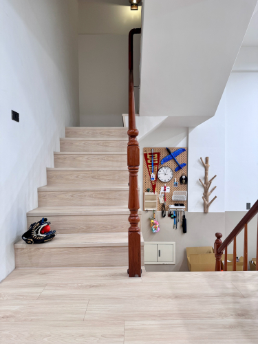 樓梯鋪設-踏立面（三面收邊）